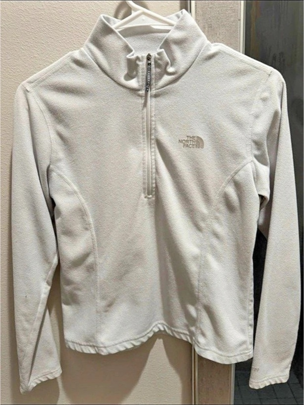 The North Face Girls White Fleece Jacket Size Large Like New